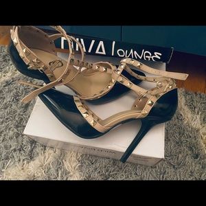 Women high heels NWT